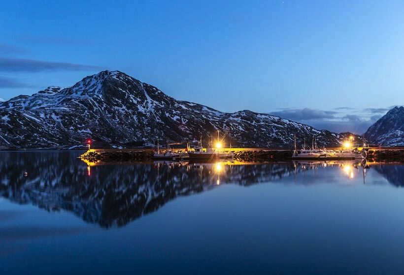 Апартаменты 2 Спальни, Lydersen Rorbuer Hostel And Apartments Kvalvika And Rytten
