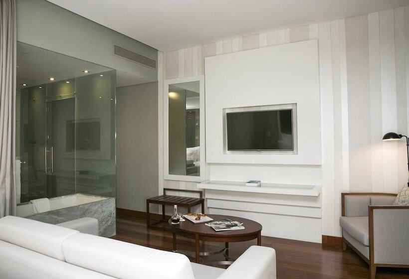 Quarto Familiar Deluxe, Pousada de Lisboa, Small Luxury Hotels of the World