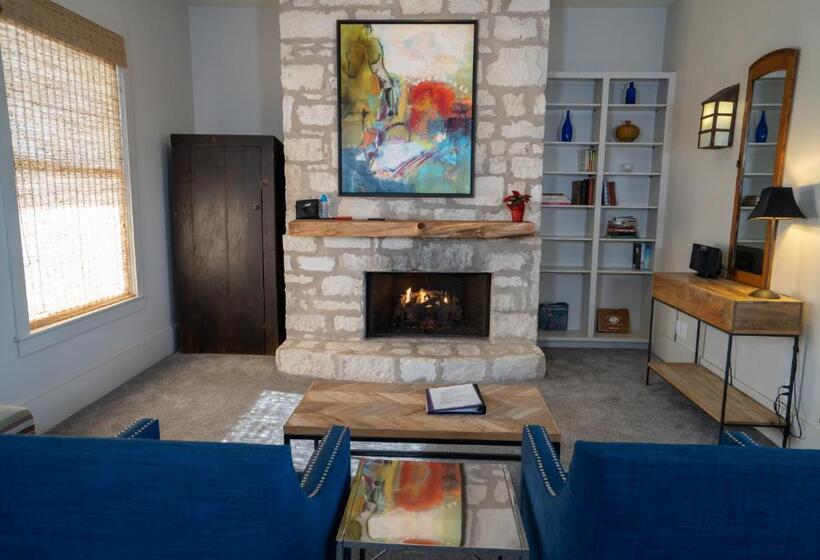 חדר דחוקס עם מיטת קינג, Sage Hill Inn & Spa