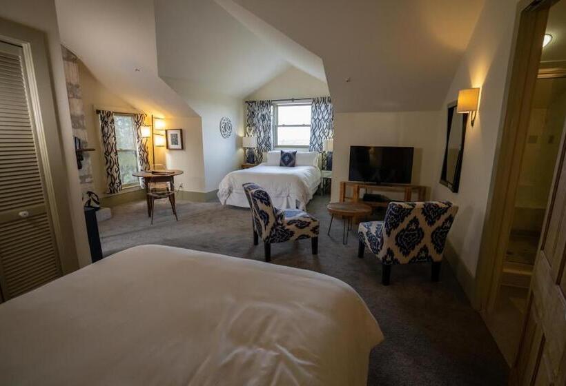 디럭스 룸, Sage Hill Inn & Spa