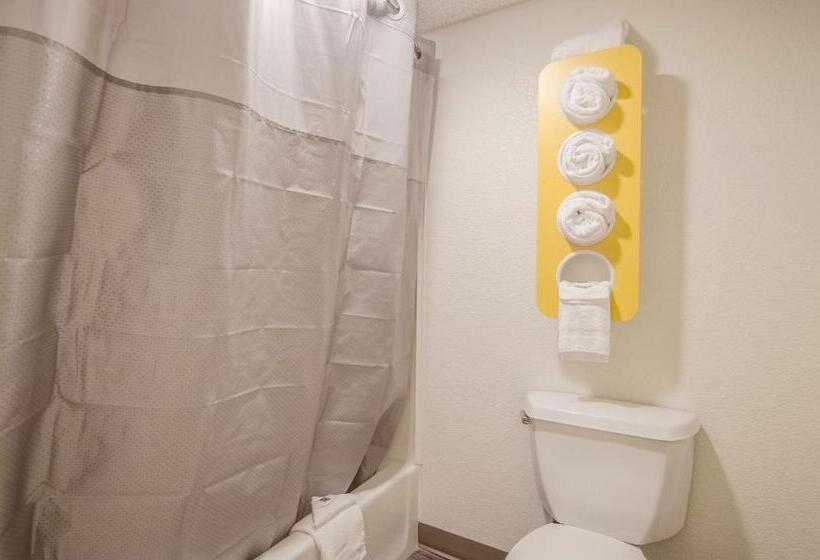 Номер Deluxe Кровать Кинг, Motel 6 Big Springs, Ne