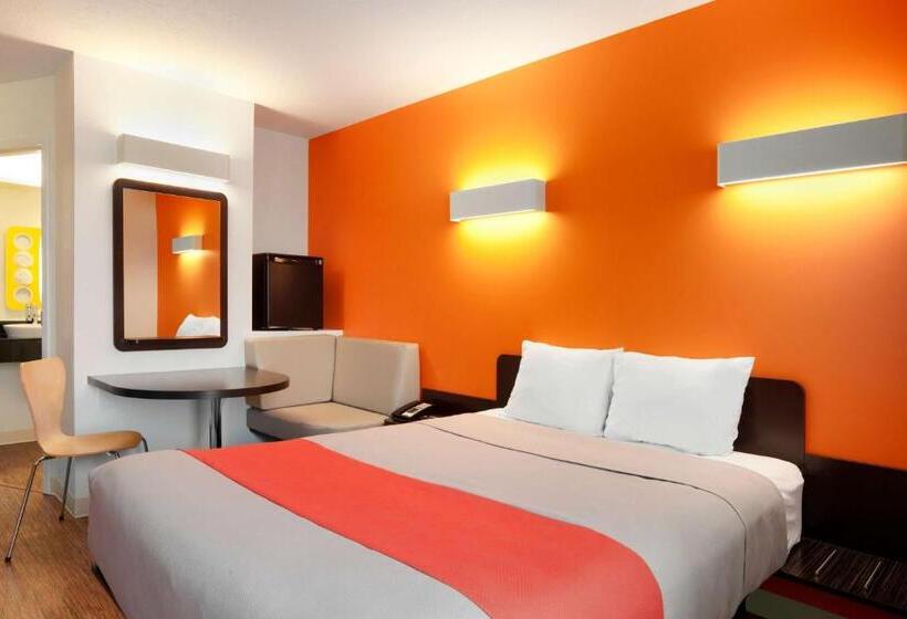 Номер Стандарт Адаптированный для Инвалидов, Motel 6swift Current, Sk