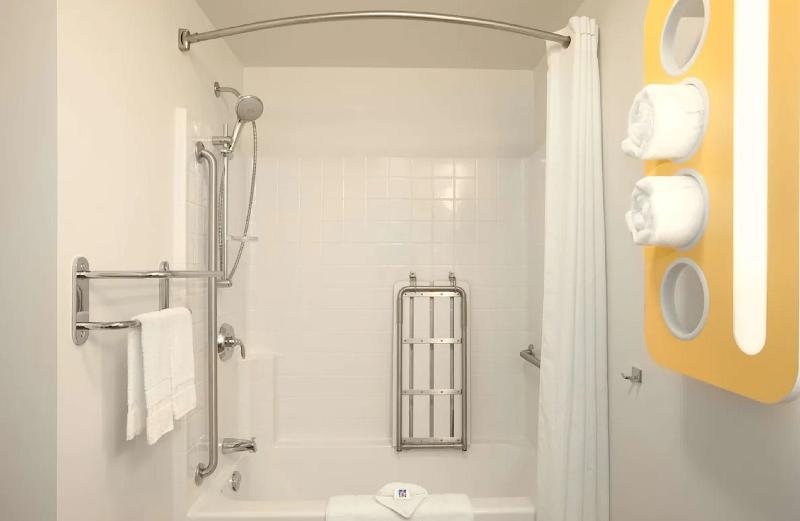 Номер Стандарт, Motel 6swift Current, Sk