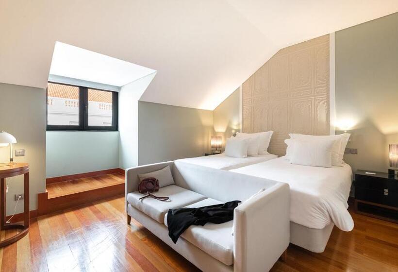 Quarto Triplo Deluxe, Pousada de Lisboa, Small Luxury Hotels of the World
