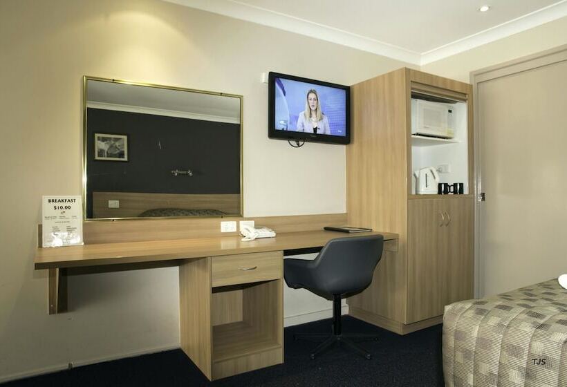 패밀리 룸, Sunpalms Motel