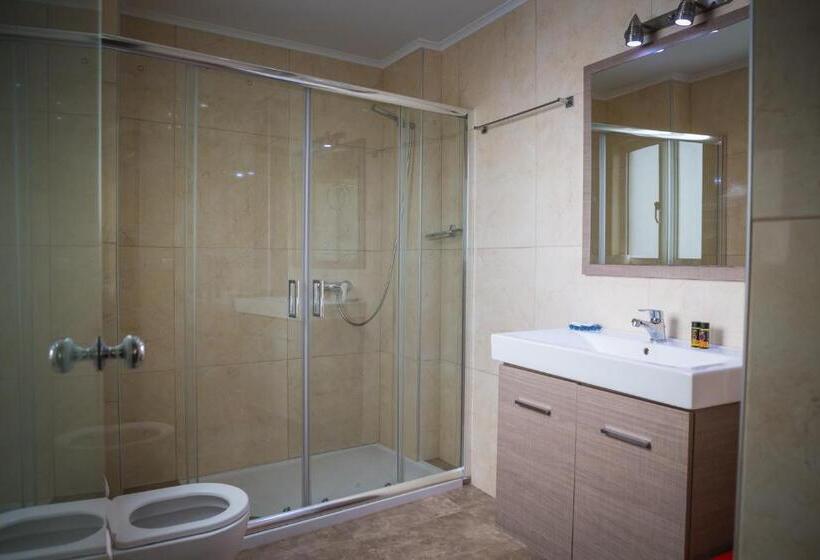 Апартаменты 1 Спальня, Theo Beach Hotel Apartments