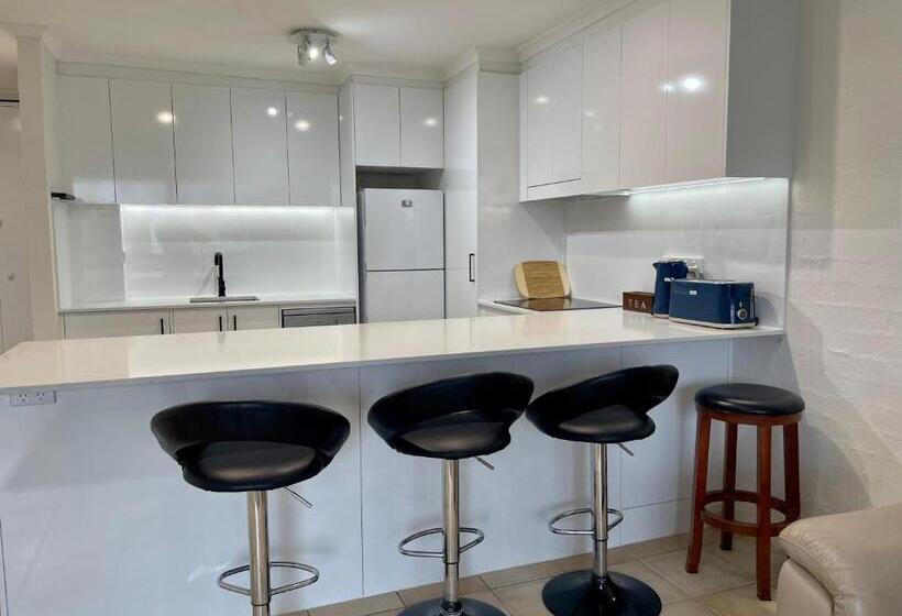 آپارتمان 1 خوابه, Burleigh Palms Holiday Apartments