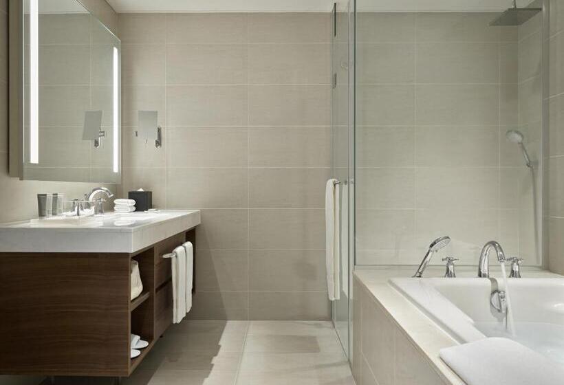 Номер Deluxe с Видом, Grand Josun Jeju