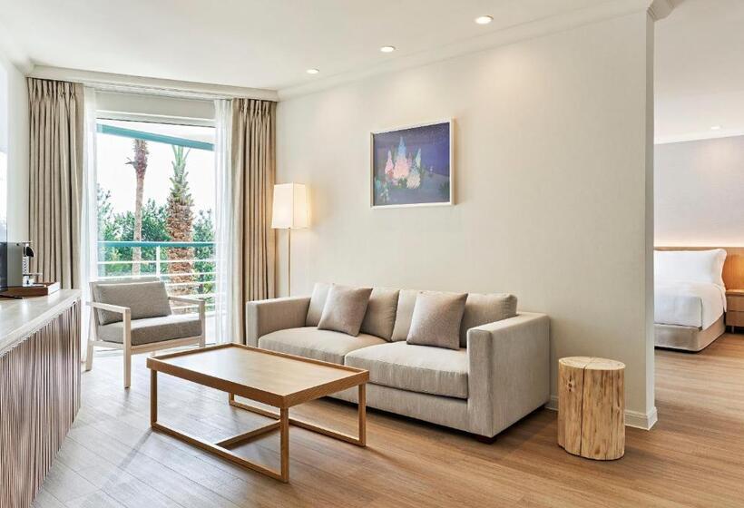 Студио Стандарт Кровать Кинг, Grand Josun Jeju