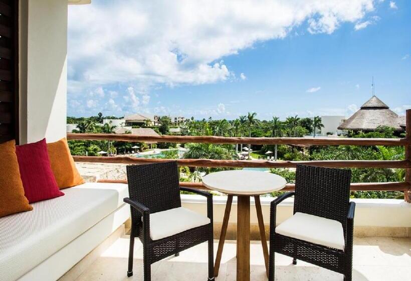キングサイズベッドのジュニアスイート, Secrets Akumal Riviera Maya   Adults Only