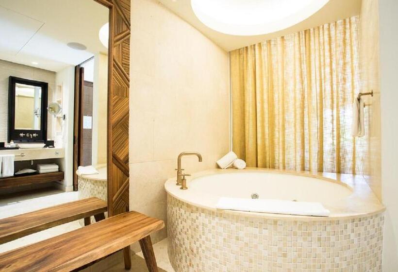 オーシャンビュージュニアスイート, Secrets Akumal Riviera Maya   Adults Only
