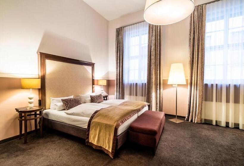 스탠다드 스튜디오, Aparthotel Am Schloss