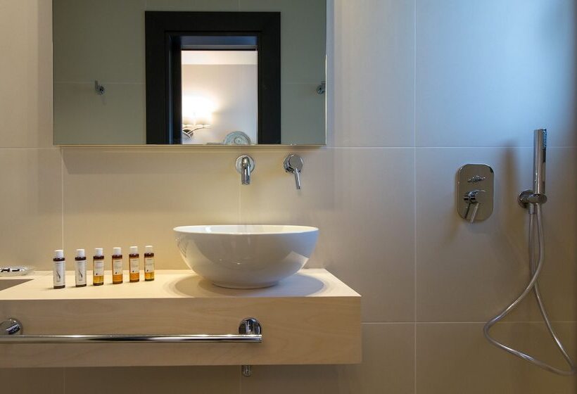 Четырехместный Номер Стандарт, Anthemion Suites And Villas