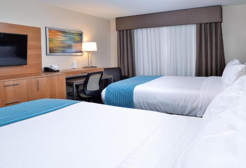 Номер Стандарт, Holiday Inn Hotel & Suites Edmonton Airport Conference Centre, An Ihg