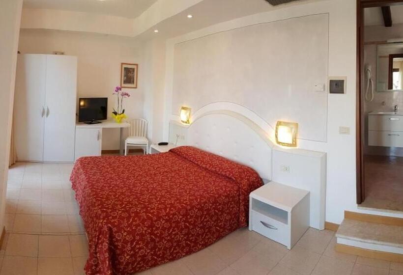 اتاق استاندارد سه نفره, All Inclusive Hotel Piccolo Paradiso