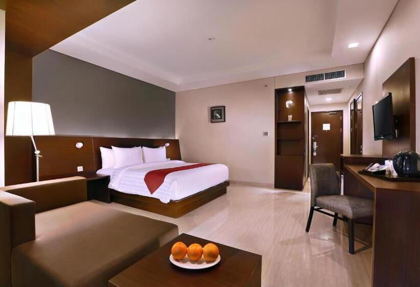 Номер Deluxe, Aston Imperial Bekasi Hotel & Conference Center