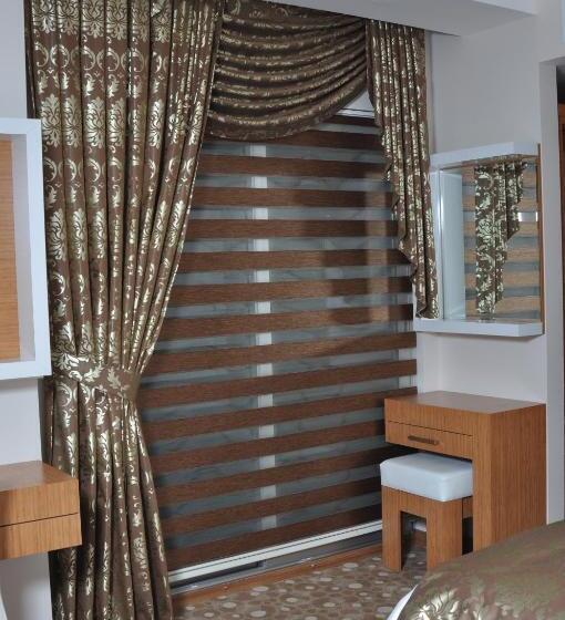 اتاق استاندارد سه نفره, Cebeciler