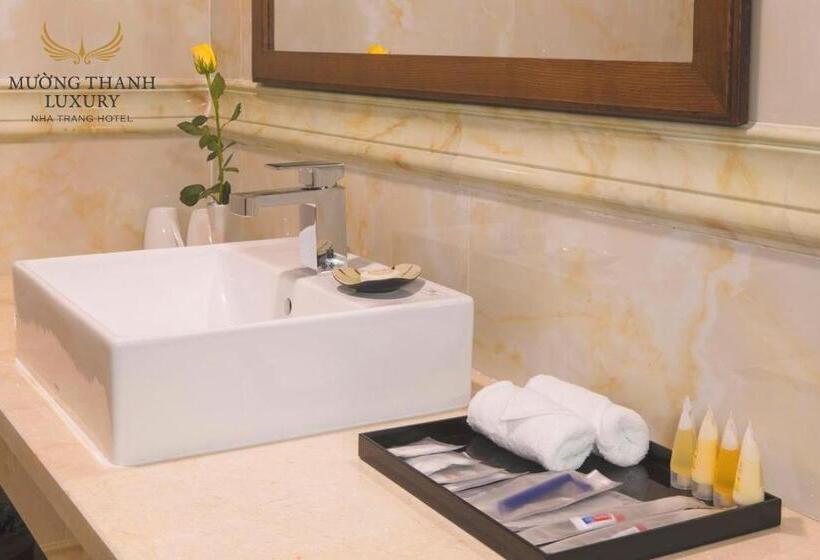 琮城市景观的豪华间, Muong Thanh Luxury Nha Trang