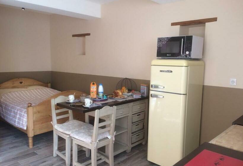 Номер Стандарт, Chambres D Hôtes D Albertine