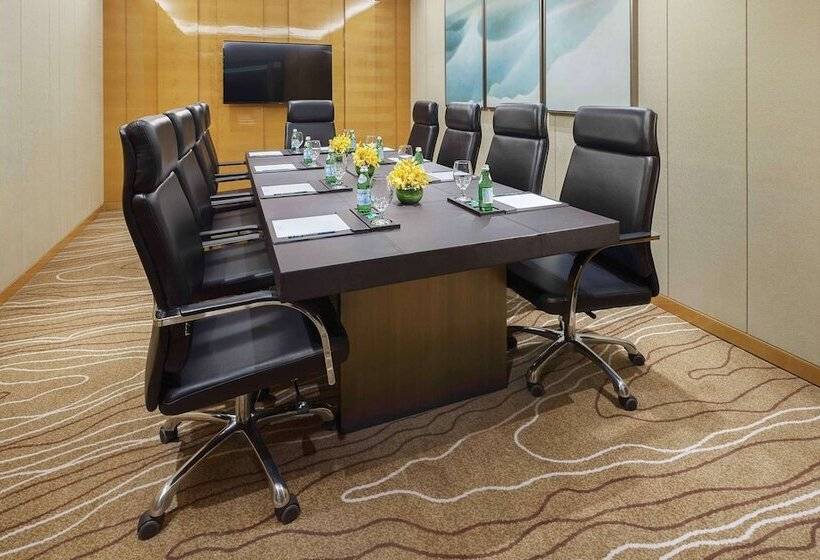 Номер Executive, Doubletree By Hilton Hotel Qingdao   Jimo