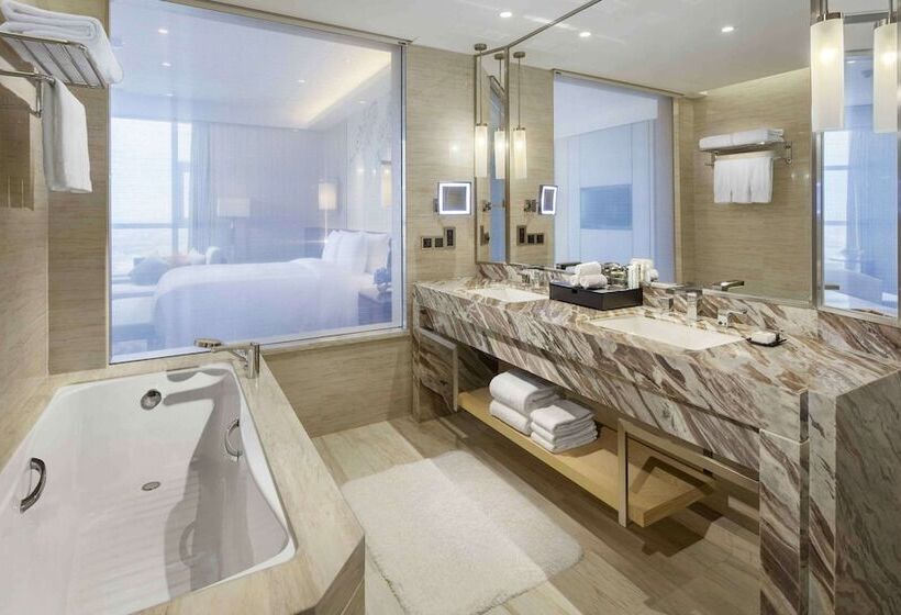 Номер Deluxe, Doubletree By Hilton Hotel Qingdao   Jimo