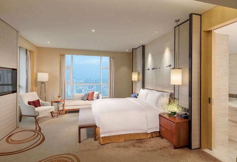 Люкс Премиум, Doubletree By Hilton Hotel Qingdao   Jimo