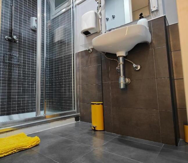Habitación Familiar, Free Hostels Barcelona