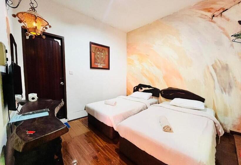 اتاق استاندارد, Kuching Waterfront Lodge