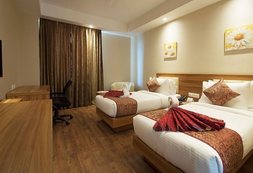 Номер Deluxe, Le Roi,haridwar@har Ki Pauri