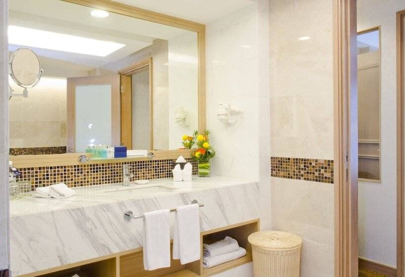 디럭스 스위트, Royale Chulan Penang