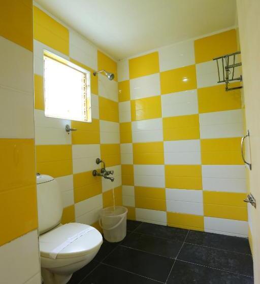 Номер Deluxe, Season 4 Residences   Teynampet Near Apollo Hospital ,balaji Dental, Us Consulate