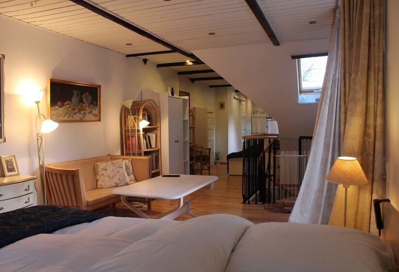 패밀리 룸, Lille Restrup Hovedgaard