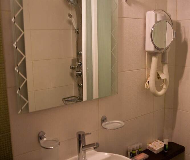 小型套房, Andromeda Suites