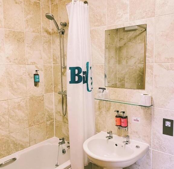 חדר סופריור עם מיטת קינג, Boston West