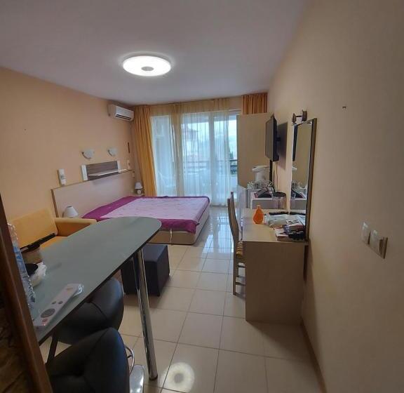 스탠다드 스튜디오 킹침대, Harmony Hills Petkovi Studio Apartment