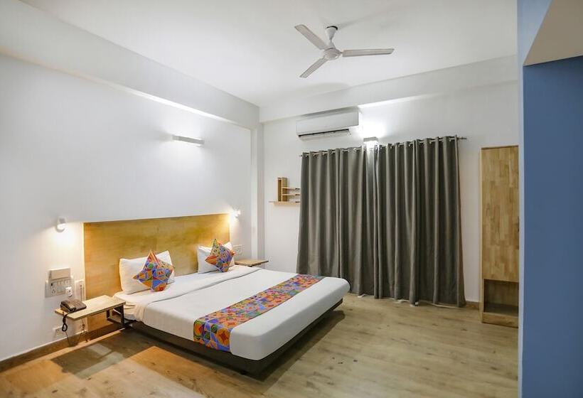 Номер Deluxe, Fabhotel F9 Sector 51