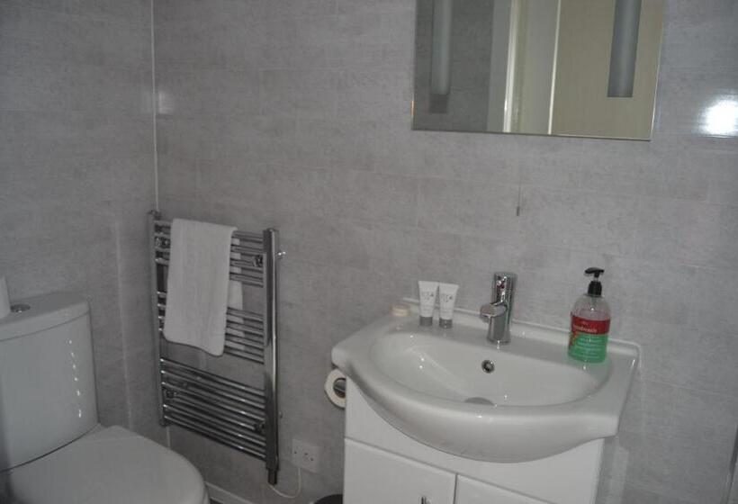 Номер Стандарт Трехместный, Southbank Guesthouse