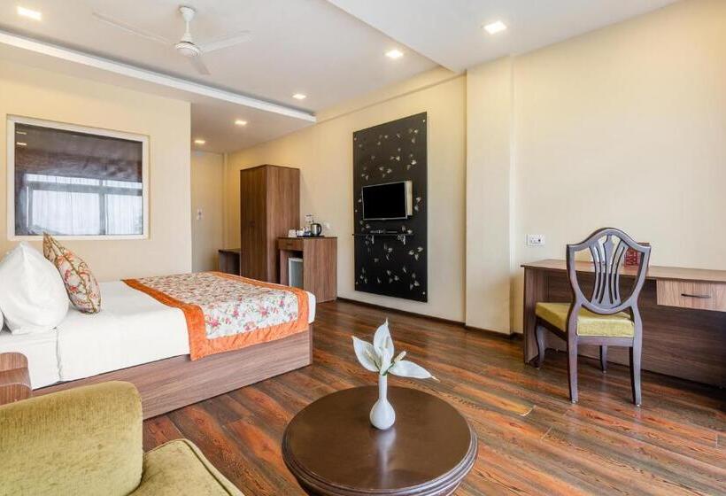 디럭스 룸 산전망, Summit Barsana Resort & Spa