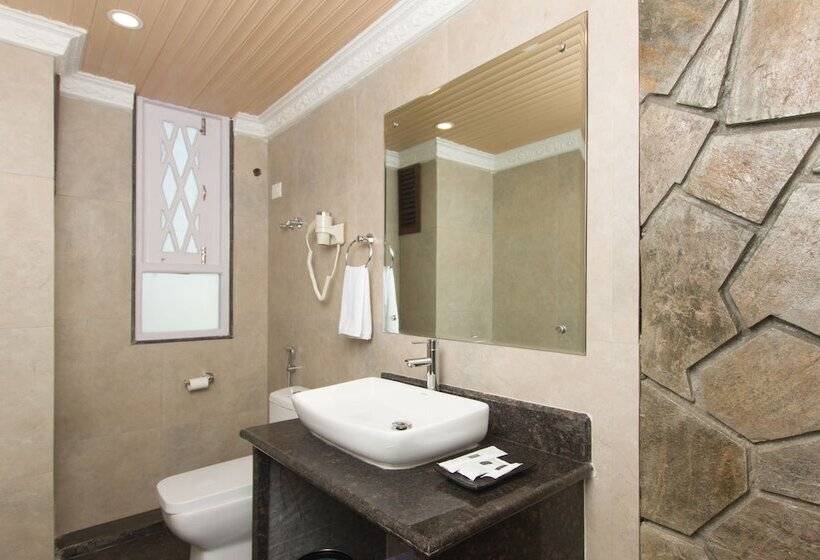패밀리 룸 산 전망, Summit Barsana Resort & Spa