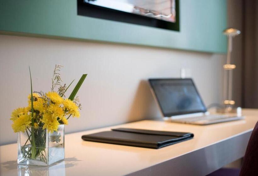 اتاق سوپریور با بالکن, Arc Recoleta Boutique Hotel & Spa