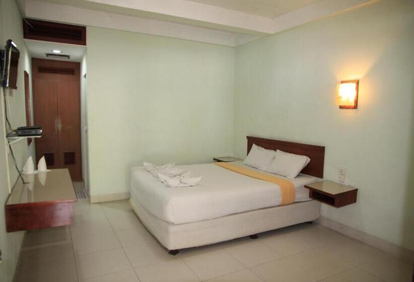 Номер Стандарт, Pandu Lakeside Hotel Parapat