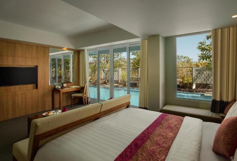 سوییت جونیور, Paragon Hotel Seminyak