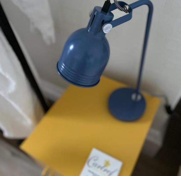 اتاق استاندارد سه نفره, Cartref Guest House