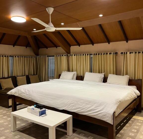 Семейный Номер, Attanaya Malioboro Suites Yogyakarta