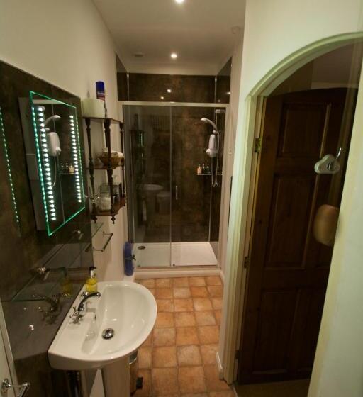 Номер Стандарт, Lea House Bed And Breakfast