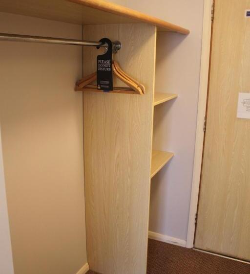 Номер Стандарт Адаптированный для Инвалидов, Redwings Lodge Baldock