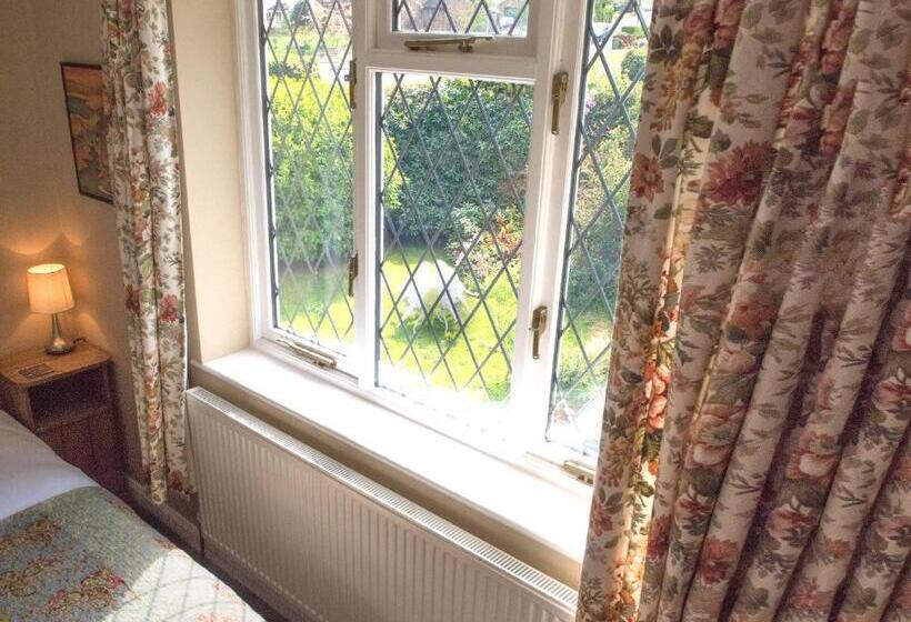 Номер Стандарт, Ward Avenue B&b