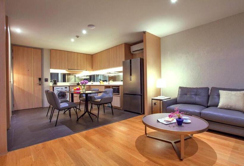 Люкс Deluxe 2 Спальни, Balcony Seaside Sriracha Hotel & Serviced Apartments