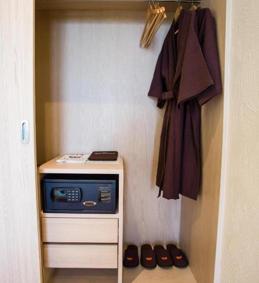 Люкс Deluxe Вид на Море, Balcony Seaside Sriracha Hotel & Serviced Apartments