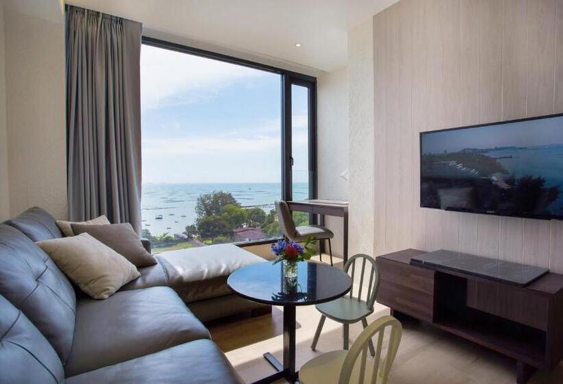 Family Suite, Balcony Seaside Sriracha Hotel & Serviced Apartments